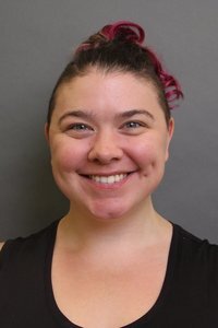 Headshot for Robyn Phillips