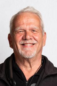 Headshot for Robert Seymour