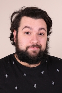 Riley Galarneau&squot;s Headshot