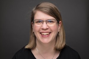 Danielle Wahl&squot;s Headshot