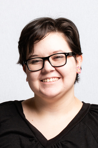 Headshot for Vicki Trask