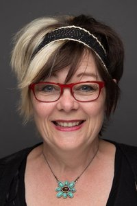 Headshot for Lorie Masur