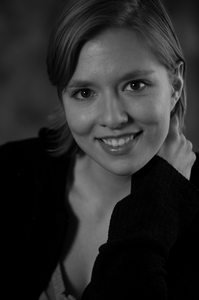 Headshot for Suzanne Berg