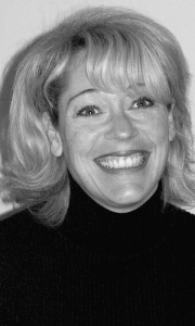 Headshot for Suzanne Eames