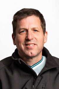 Robert Calderwood&squot;s Headshot