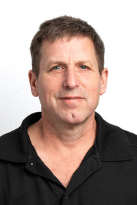 Robert Calderwood&squot;s Headshot