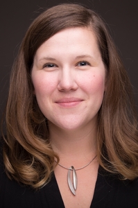 Headshot for Eva Knight