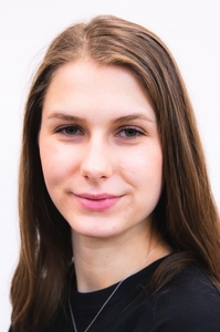 Annabelle MacRae&squot;s Headshot