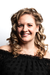 Michelle Rawlings&squot;s Headshot