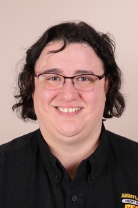 Andrea Katz&squot;s Headshot