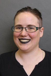 Headshot for Dee Kern