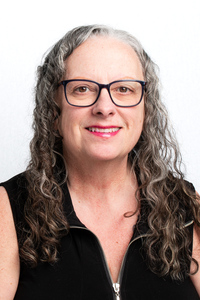 Yvonne Ustick&squot;s Headshot