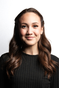 Headshot for Zoe Pepper