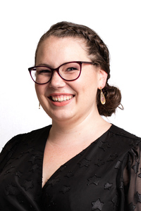 Samantha Bellamy&squot;s Headshot