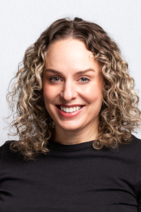 Headshot for Lyndsey Paterson