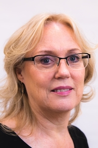 Joanne Sampson&squot;s Headshot