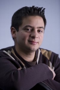 Headshot for Omar Escobar