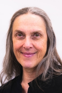 Diana Piggott&squot;s Headshot