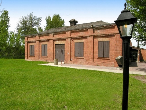 The Victor Mitchell (Pumphouse) Picture